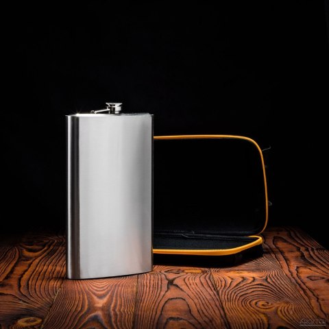 Gigantyczna Piersiówka Deluxe w etui dla niego Gigantyczna Piersiówka Deluxe w etui dla niego