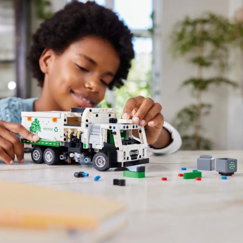 42167 - LEGO Technic - Śmieciarka Mack® LR Electric 42167 - LEGO Technic - Śmieciarka Mack® LR Electric