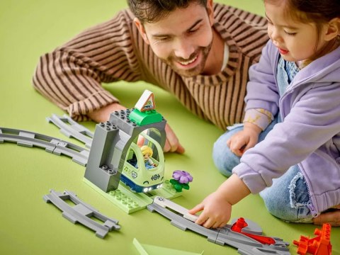 10425 - LEGO DUPLO - Tunel i tory kolejowe — zestaw rozszerzający 10425 - LEGO DUPLO - Tunel i tory kolejowe — zestaw rozszerzający