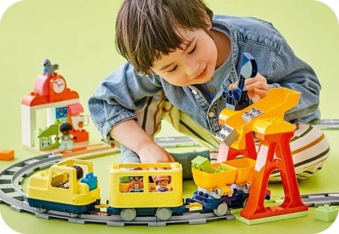 10428 - LEGO DUPLO - Duży interaktywny pociąg miejski 10428 - LEGO DUPLO - Duży interaktywny pociąg miejski