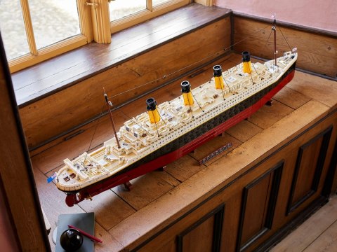 10294 - LEGO ICONS - Titanic 10294 - LEGO ICONS - Titanic
